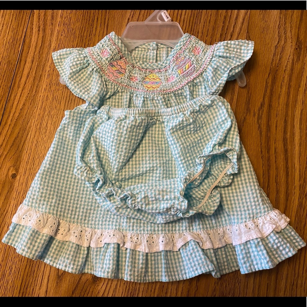 Spring/Easter Dress - Picture 2 of 5